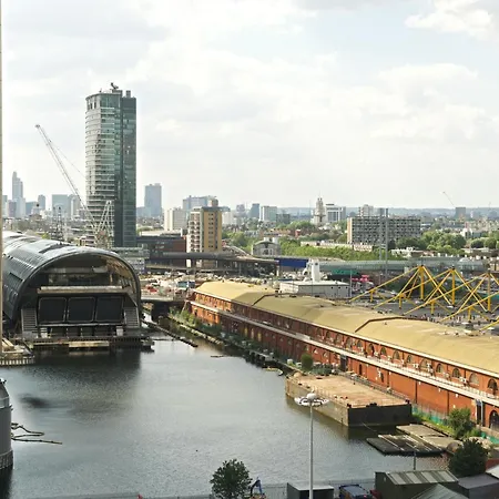 Fraser Place Canary Wharf-3